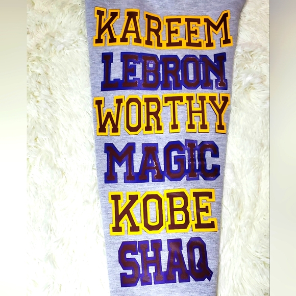 🏆Legends Only🏆 - Picture 2 of 5